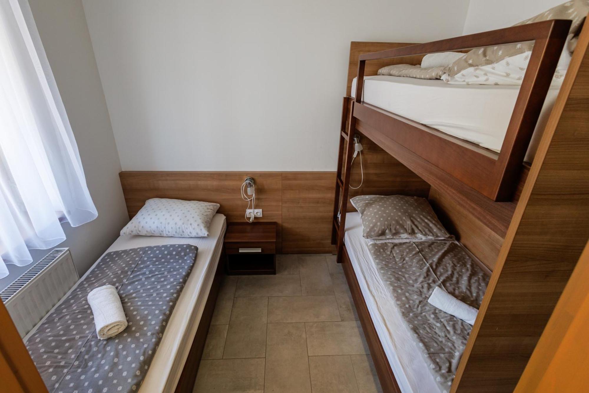 באלאטונפורד Jacht Apartmanok מראה חיצוני תמונה